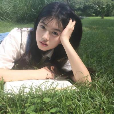 黑色大丽花